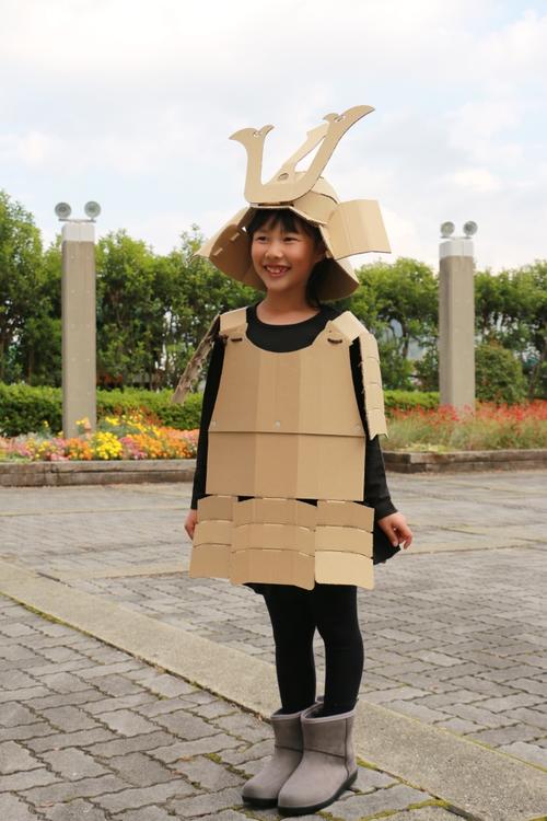 楠公さん（楠木正成・正行）　段ボール甲冑・兜セット（子ども用）｜こだわりの逸品 地域特産品 ギフト 自分用 人気 おすすめ