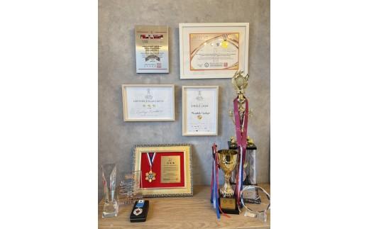 マツエク LEDデザインキープラッシュ つけ放題 1回券 リピーター続出 まつ毛エクステ マツエク施術 美容 メイク サロン アイメイク 目元 リフトアップ 時短 カウンセリング 大阪府 松原市 体験チケット お試し 大会受賞歴あり 認定講師