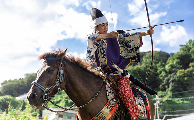 チケット 大阪 和装 コスプレ 騎乗 体験チケット 旅行 撮影 乗馬 体験 狩衣 衣装 甲冑 装束