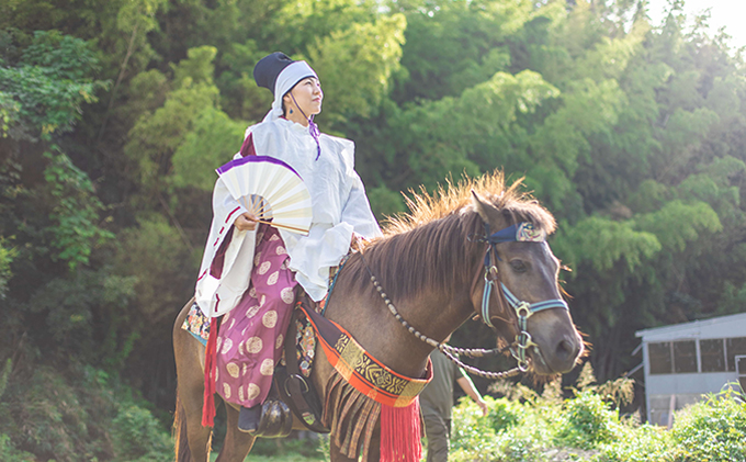 チケット 大阪 和装 コスプレ 騎乗 体験チケット 旅行 撮影 乗馬 体験 狩衣 衣装 甲冑 装束