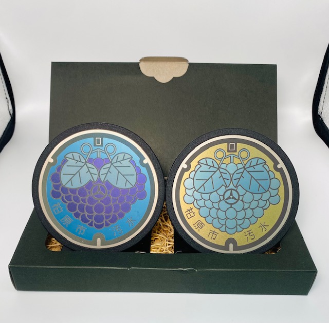 チタン製ミニチュアマンホール【ぶどう・シャインマスカット】