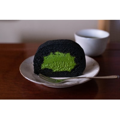 贈答用推奨!!オリジナル生クリーム　良質な抹茶使用　利休抹茶ロールケーキ　玄(げん)【配送不可地域：離島】【1749370】
