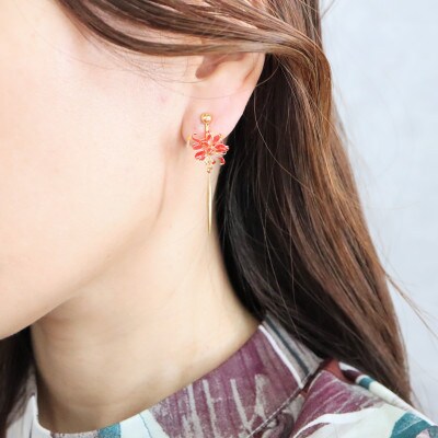 彼岸花のイヤリング【1600910】