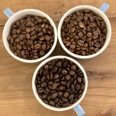 【豆】ネコグラ珈琲焙煎所の煎りたて挽きたて香り高いこだわり3種詰め合わせパック【1570637】