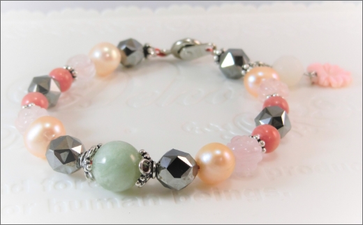 天然石ブレスレット「幸運の石」（本翡翠～ジェダイト）D【007C-082】