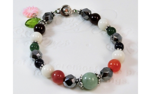 天然石ブレスレット「幸運の石」（本翡翠～ジェダイト）A【007C-079】