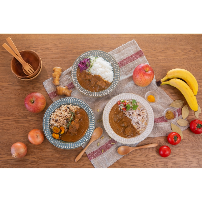 【自家用 化粧箱なし】妊婦さんたちのために野菜とフルーツで作ったカレー ビーフ・ポーク・チキン 合計9食セット【092D-027】