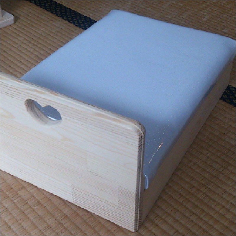 手作り木製 お人形用ベッド お人形遊びにオススメ【007C-071】