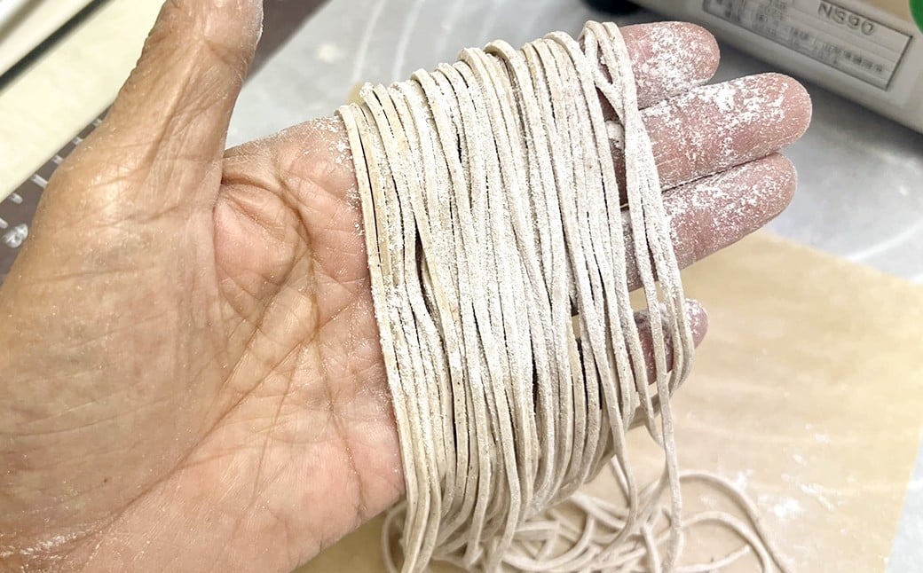 【JALふるさと納税限定】泉州蕎麦 阪南地産 十割蕎麦（春のいぶき） つゆ付き3人前（100g×3袋）【順次発送】 ※通常2人前 泉州 蕎麦 そば ソバ 年越し蕎麦 年越し 年越しそば 年越しソバ 2人前 100g 2袋 泉州産 国産 大晦日