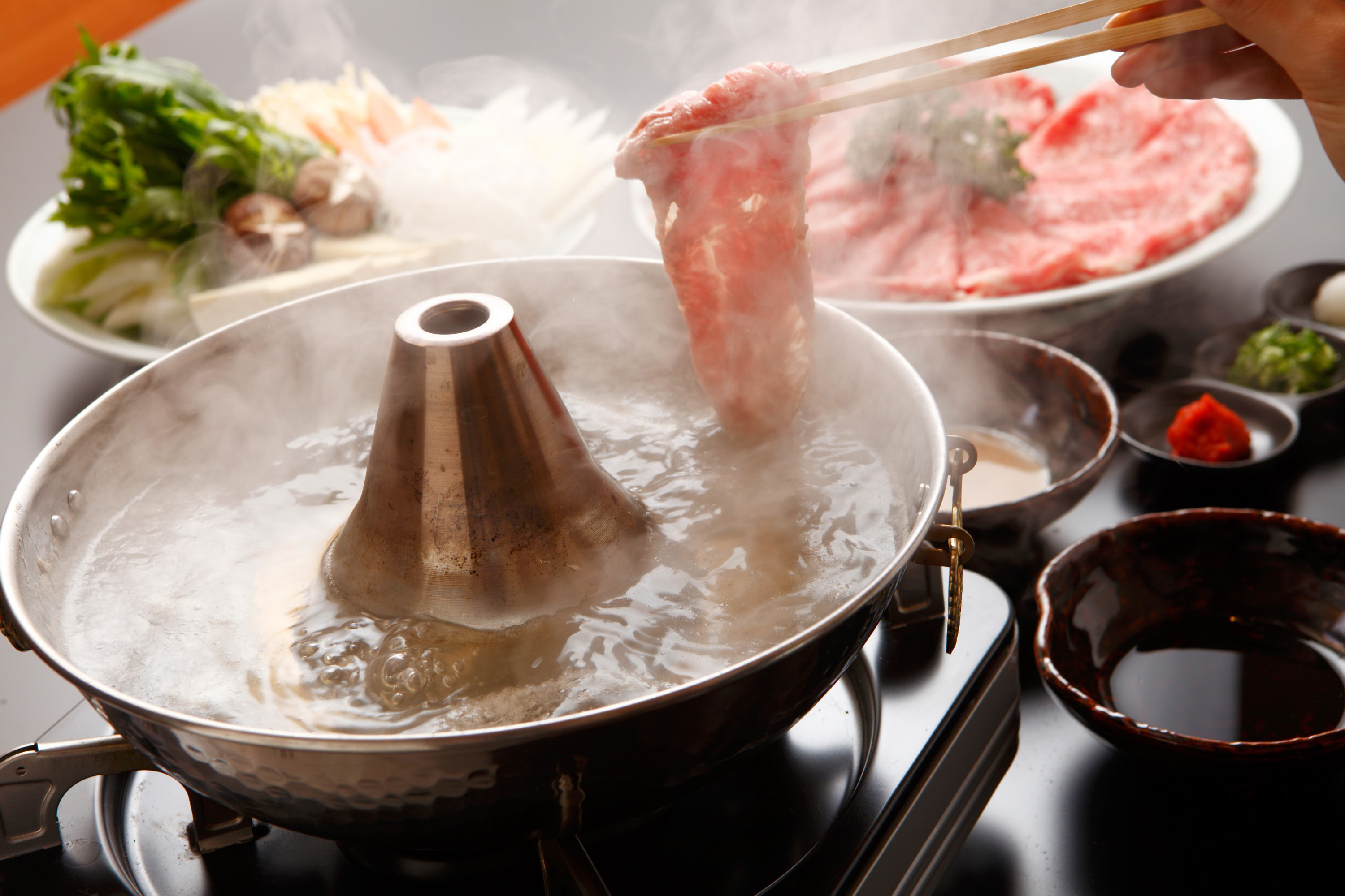 神戸牛すき焼き/しゃぶしゃぶ用 650g（冷凍）