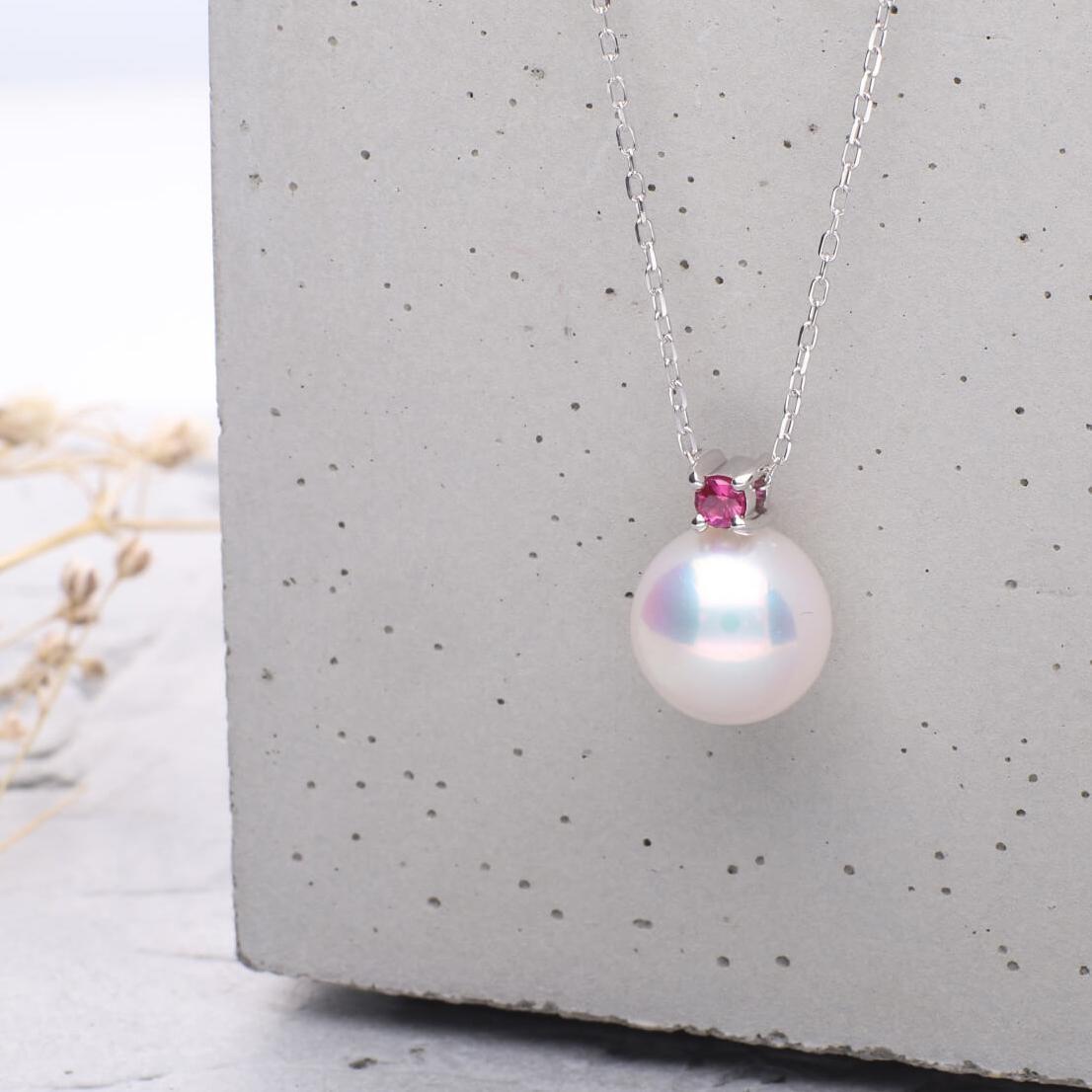 7月 誕生石 ルビー 無調色 アコヤ真珠（日本） 8.0mm ラウンド Pt900 プラチナ ペンダント ネックレス