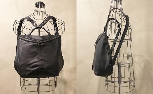 【-Less】トライアングルフォルムリュック（M）　LMSB-0201（ブラック）