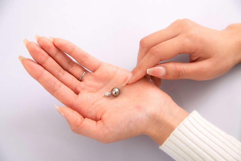 【星彩】ブラックパール ダイヤモンド ホワイトゴールド ペンダントトップ｜無調色 黒蝶真珠 タヒチパール 南洋真珠 10mm K18WG