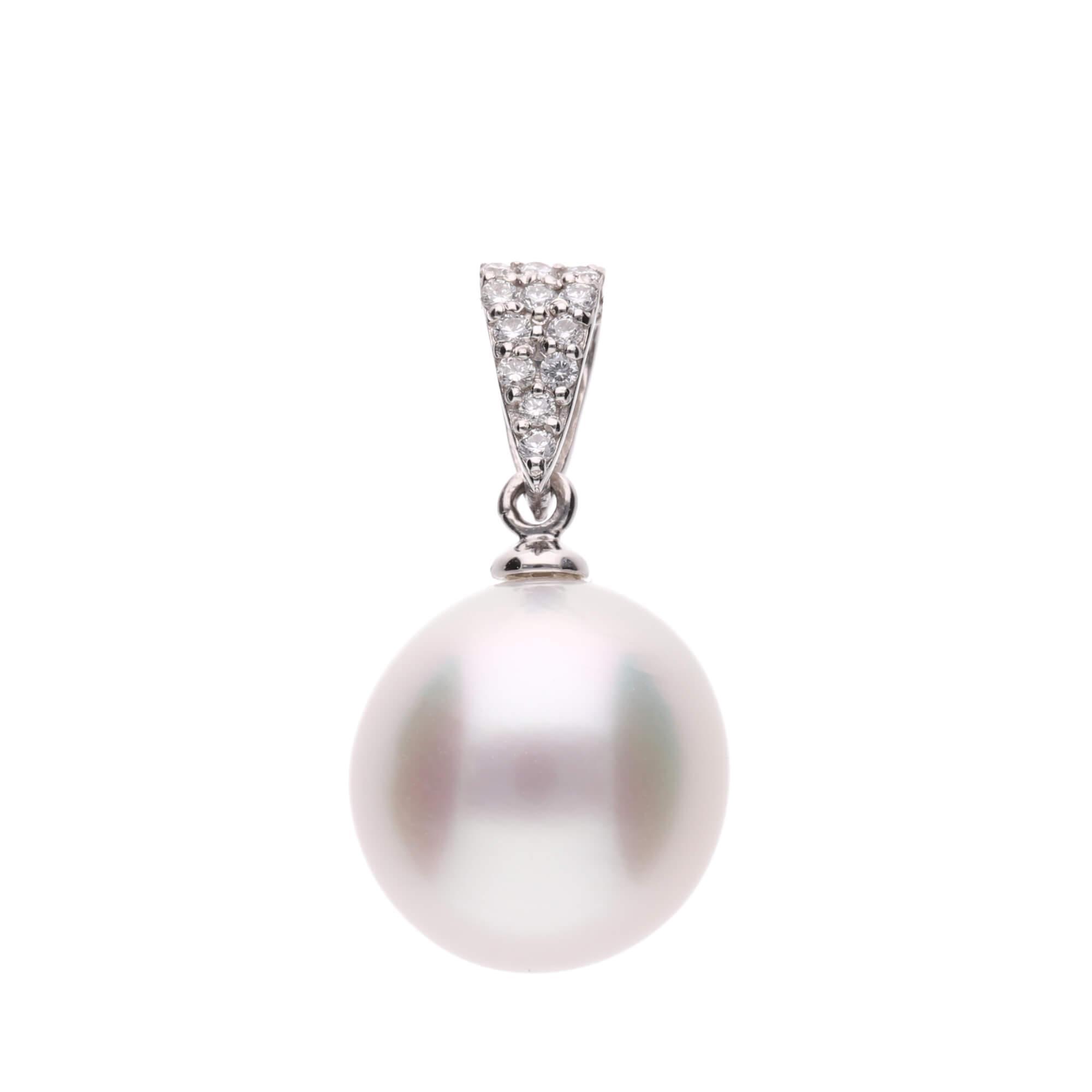 【星涼し】シロチョウパール（南洋 白蝶真珠） 10mm ショートオーバル ダイヤモンド ペンダントトップ Pt900 プラチナ