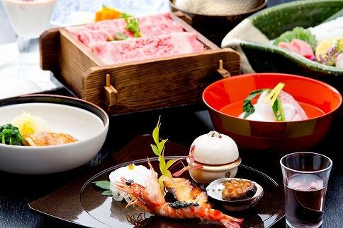 æéŠ¬æž©æ³ã欜山ãã宿æ³åžãå¹³æ¥éå®ãïœïŒåæ§ã»ãæ°åºæºå®¢å®€ãæ±é€šã»éæ³åé²å€©ç¹å¥å®€ã85平米ãã»ïŒæ³ïŒé£ä»ïœ