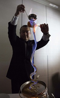 【高島屋選定品】「ホテル ラ・スイート神戸ハーバーランド」「黄綬褒章」受章記念 現代の名工による特別カービングペアディナー