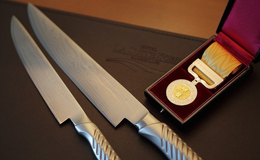 【高島屋選定品】「ホテル ラ・スイート神戸ハーバーランド」「黄綬褒章」受章記念 現代の名工による特別カービングペアディナー