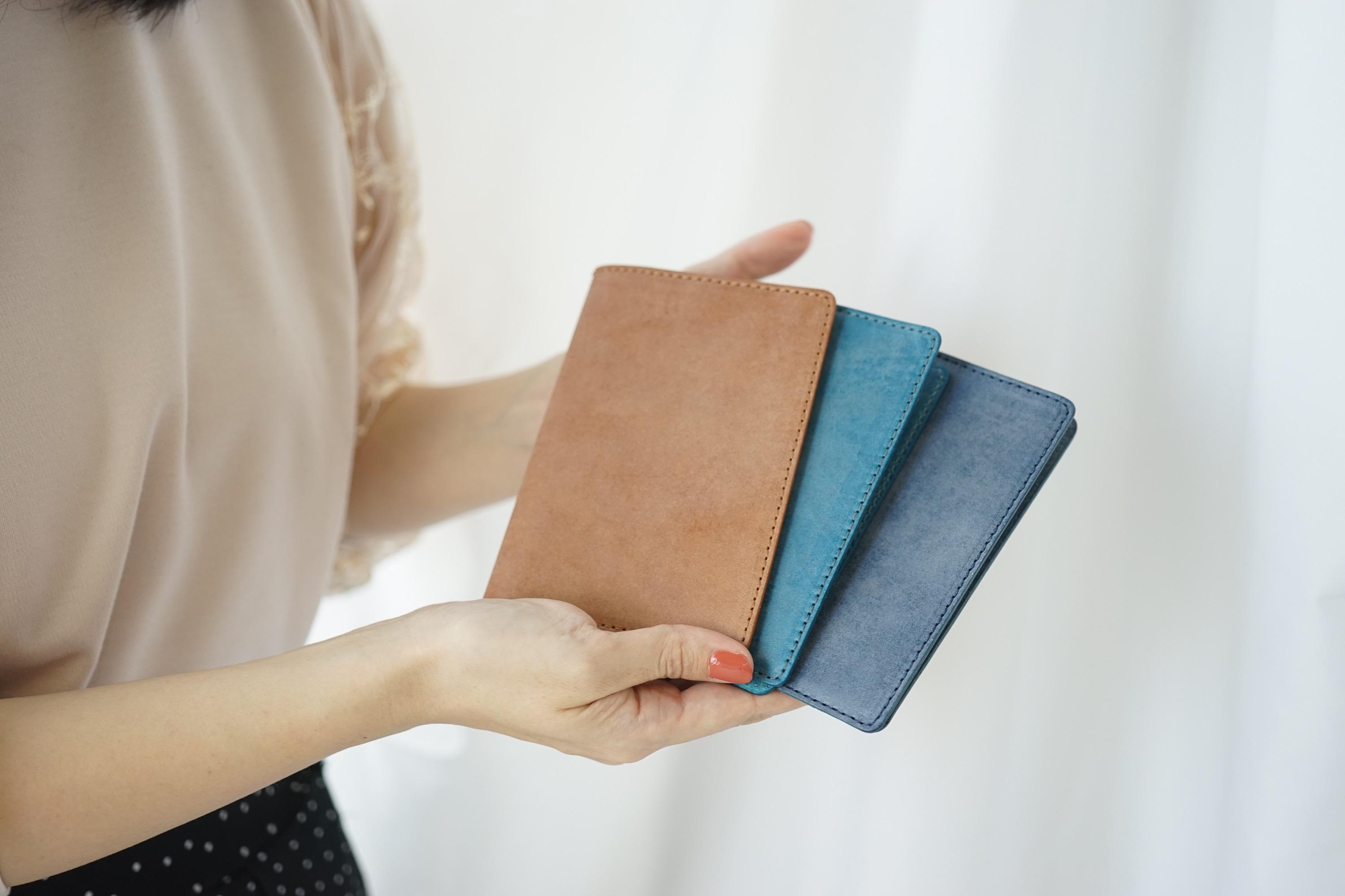 本革 パスポートカバー  [roman-ロマン]【ブラック】