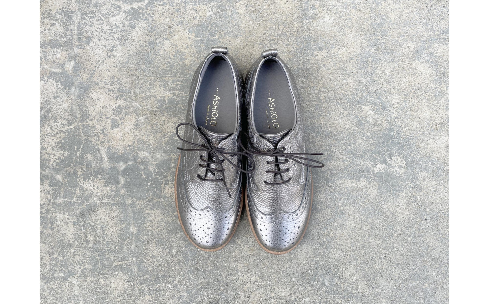 軽量メダリオンシューズ　【ガンメタリック / サイズ　25.5センチ】