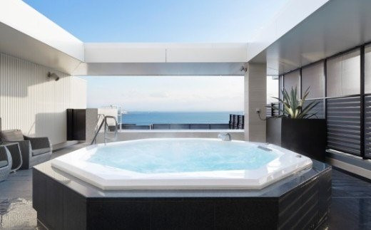 【高島屋選定品】「神戸みなと温泉 蓮」ペア宿泊券（シーサイドデラックス／夕朝食付）