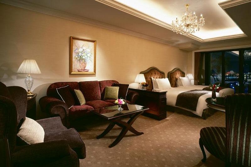 「ホテル ラ・スイート神戸ハーバーランド」ご宿泊ペアVIPご招待券（朝食付）