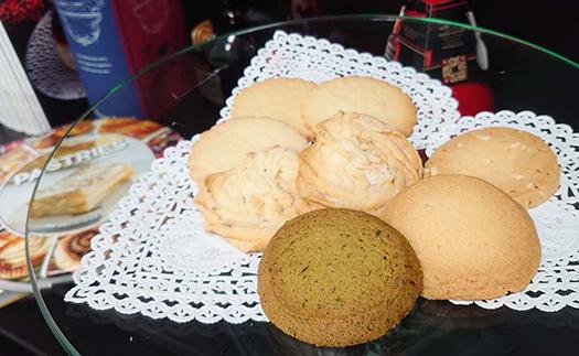 異国の味を神戸から。旅するクッキーＢＯＯＫ３冊セット２４枚入（洋菓子詰め合わせ）