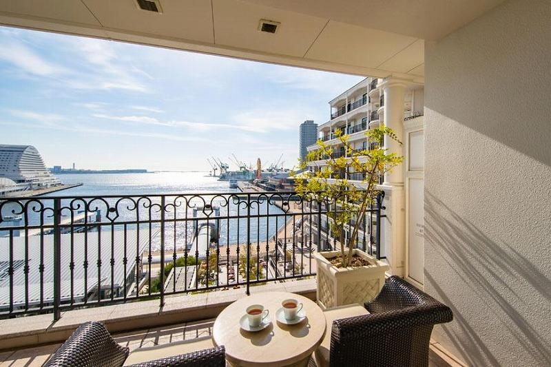 「ホテル ラ・スイート神戸ハーバーランド」ご宿泊ペアVIPご招待券（朝食付）