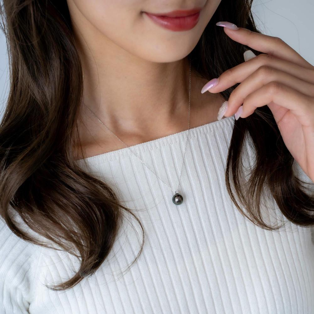 ブラックパール（タヒチ 黒蝶真珠） 8.0mm ダイヤモンド Pt900 プラチナ ペンダント ネックレス（チェーン付き）