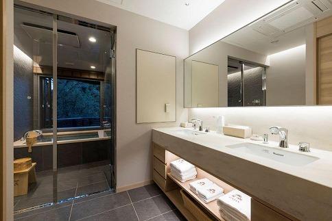 æéŠ¬æž©æ³ã欜山ãã宿æ³åžãå¹³æ¥éå®ãïœïŒåæ§ã»ãæ°åºæºå®¢å®€ãæ±é€šã»éæ³åé²å€©ç¹å¥å®€ã85平米ãã»ïŒæ³ïŒé£ä»ïœ