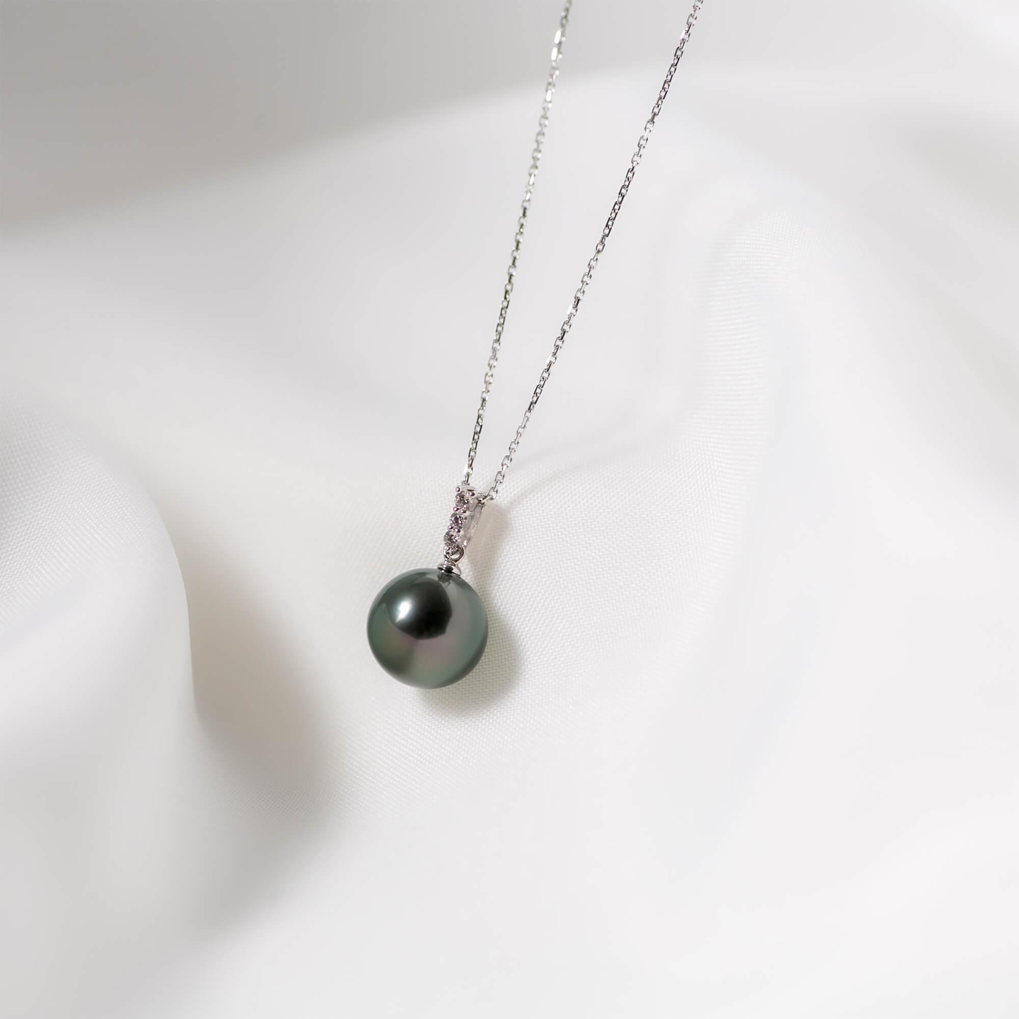 【星朧】ブラックパール（タヒチ 黒蝶真珠） 10mm セミラウンド ダイヤモンド ペンダントトップ Pt900 プラチナ