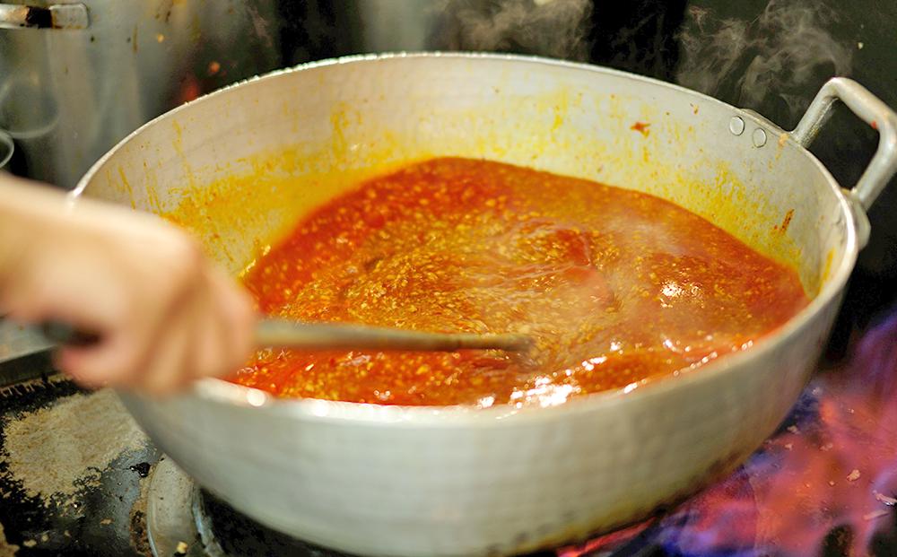 ããå°äžã®äžè¯ç·èå°éåºãåéžïŒãã©ãŒã«ãŒïŒããäžè¯æç8çš®ã»ãã