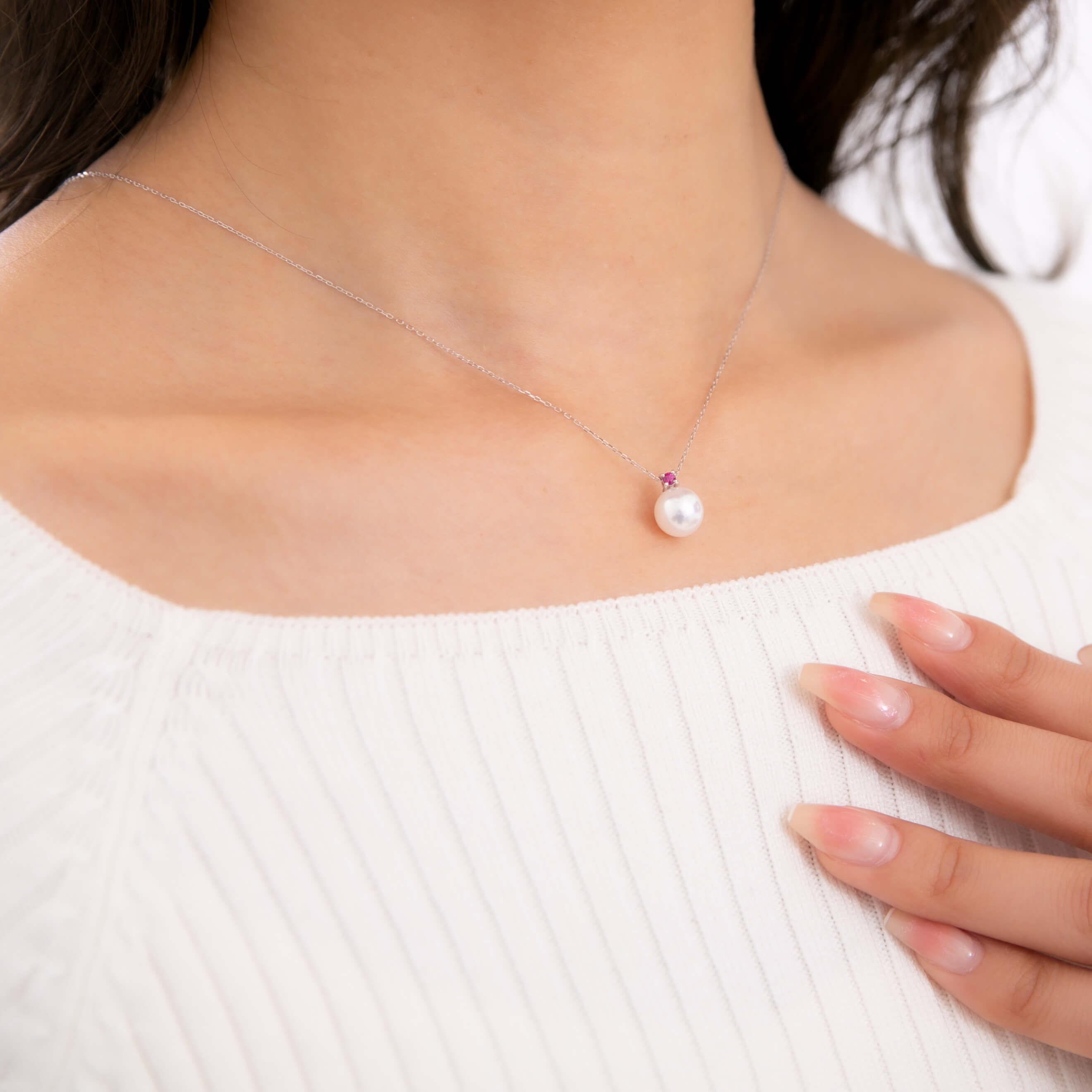 7月 誕生石 ルビー 無調色 アコヤ真珠（日本） 8.0mm ラウンド Pt900 プラチナ ペンダント ネックレス