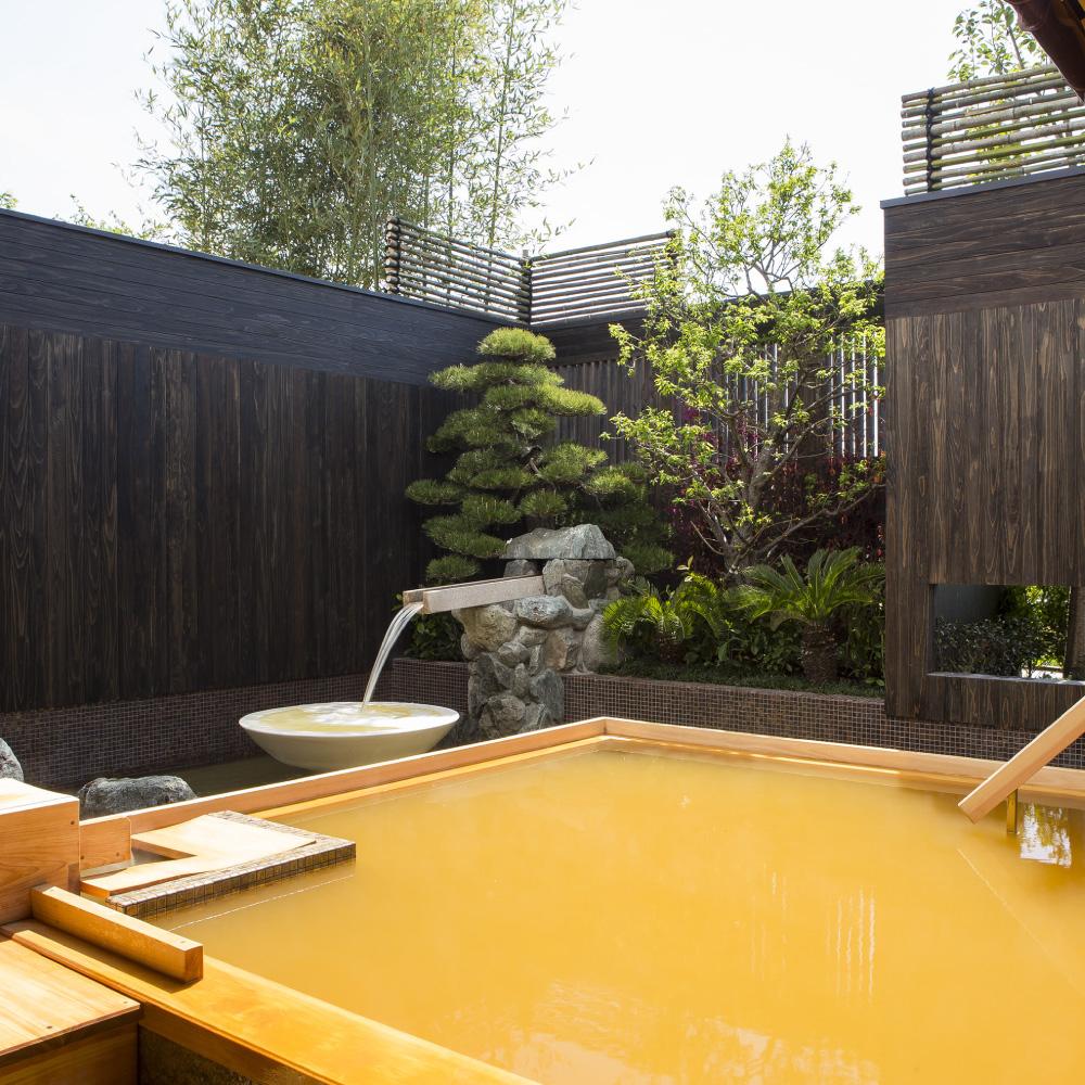 神戸ベイシェラトン ホテル＆タワーズ　ホテルギフトチケット（20000円相当）