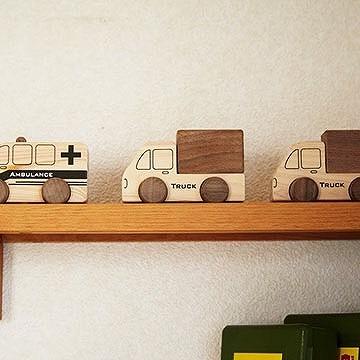 æ¡§ã®ããã¡ããã¢ã€ã³ããŒãã¯ãããè»ã·ãªãŒãº IKONIHãVehicle Series