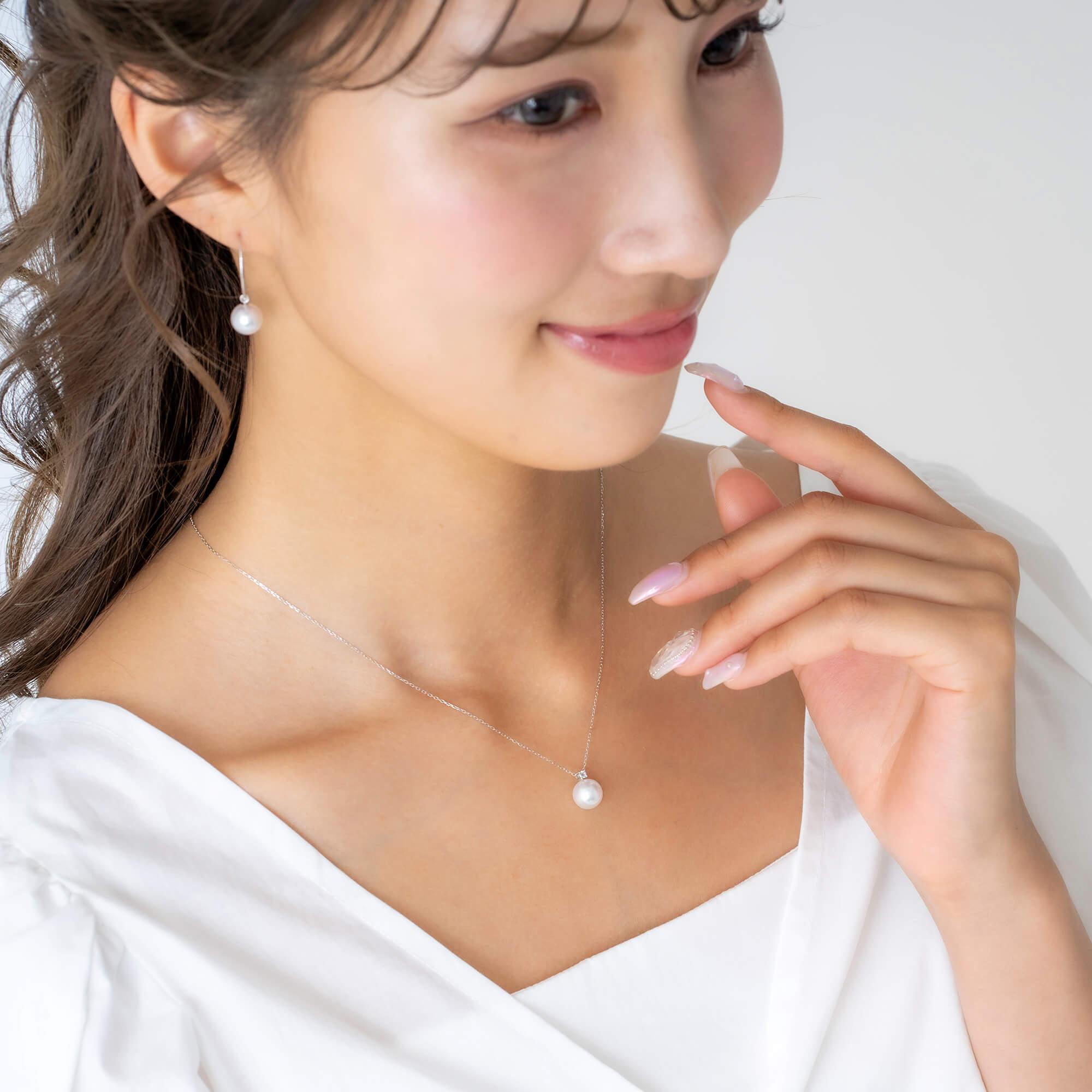 3æ èªçç³ ã¢ã¯ã¢ããªã³ ç¡èª¿è² ã¢ã³ã€çç ïŒæ¥æ¬ïŒ 8.0mm ã©ãŠã³ã Pt900 ãã©ãã ãã³ãã³ã ããã¯ã¬ã¹ïŒãã§ãŒã³ä»ãïŒ