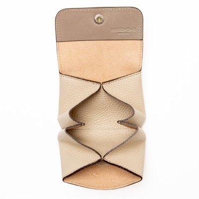 ふっくら可愛い 現金カードがたっぷり入るミニ財布 たつの市産牛革使用 [サンドベージュ]HEDGE【1679658】