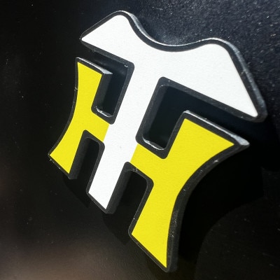 ãHIBANASãéªç¥ã¿ã€ã¬ãŒã¹æ¿èªãããããèã®ç£ç³ãTORAzyã é»è²ãé
éäžå¯å°åïŒæ²çžçãã1671009ã