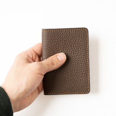 シュリンク型押し 運転免許証ケース(ダークブラウン)国産牛革 [革製品専門店HEDGE]【1259538】