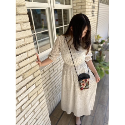 ゴブラン織りの外ポケット付き、とにかくかる〜い携帯ポシェット【配送不可地域：沖縄県】【1453605】