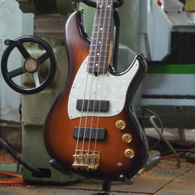 【国産エレキベース】Stem Ove4 サンバースト　パッシブエレキベース/ハイエンドベース【1681247】