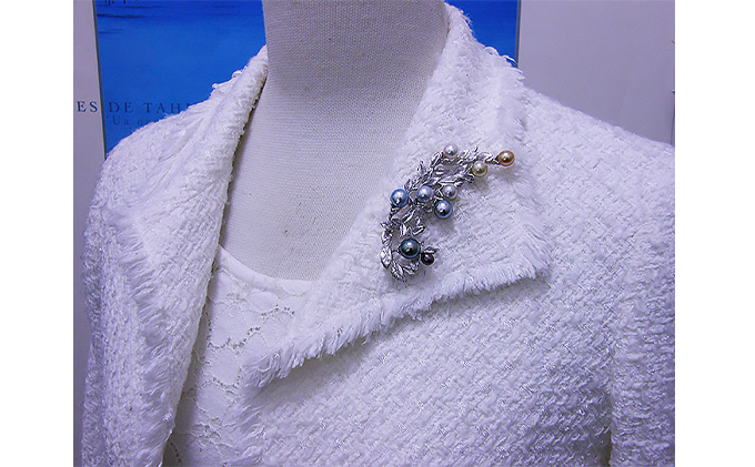 fromseaのブローチ「繁栄の樹」 ファッション小物 アクセサリー 