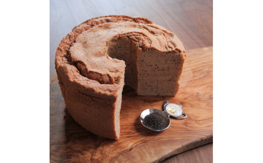 人気の しっとり ふわふわ ビオ・シフォンケーキ ホール  [アールグレイ]【ひみつのひとさじ】お菓子 焼菓子 洋菓子 スイーツ シフォン ケーキ チョコレート 詰合せ オーガニック 低糖質 贈り物 ギフト ティータイム コーヒーブレイク