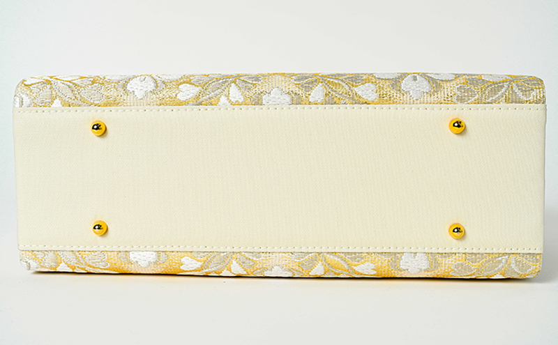 和装バッグ 白×シャンパンゴールド 七宝繋ぎ 西陣織 ファッション