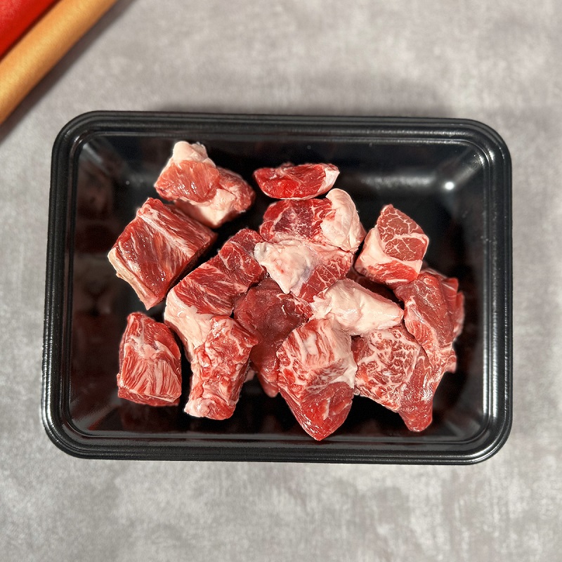 【和牛セレブ】 神戸牛 煮込み用（ スネ  ・ ネック ） 250g　煮込 煮込み 牛肉 肉 神戸ビーフ 神戸肉 兵庫県 伊丹市