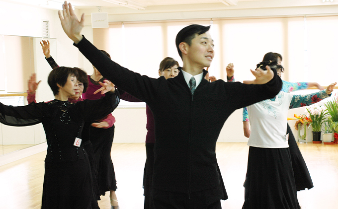 å£äœã¬ãã¹ã³ãã±ãã4ååïŒç€Ÿäº€ãã³ã¹ã»ãŠã©ãŒãã³ã°ïŒ äœéšãã±ãã