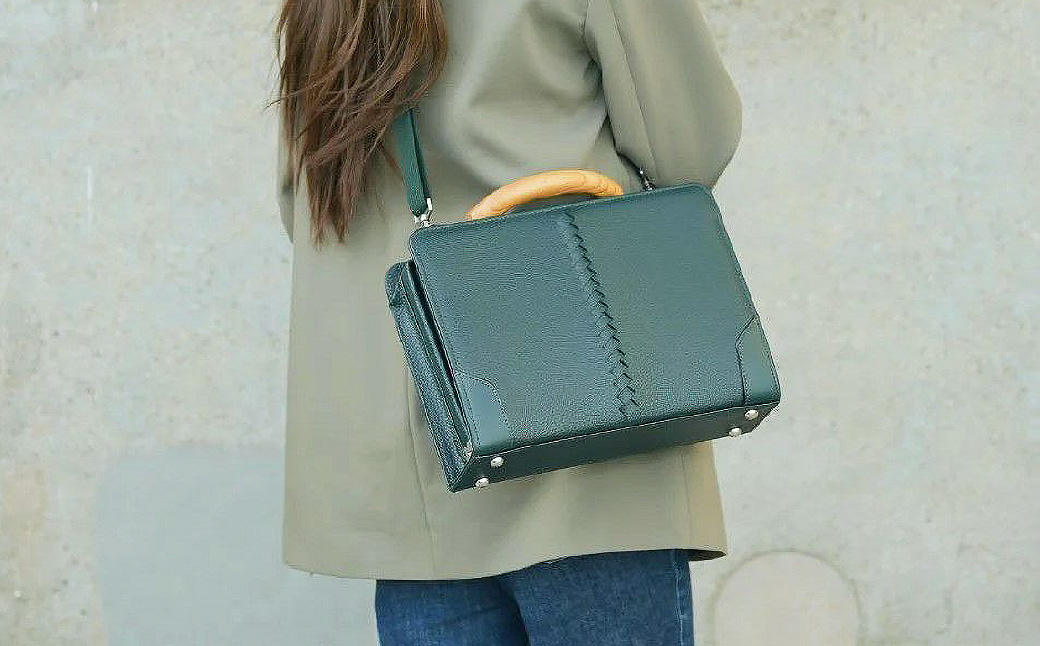 è±å²¡é YOUTA ãšã«ã¯3Dir.ãã¬ã¹SD YKM59E ãã©ãã¯