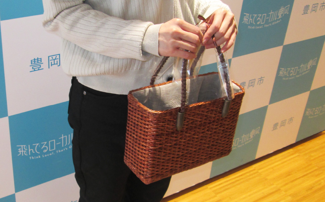 ããããã° æ³ããïŒè§ïŒ / ç± ããã° è±å²¡ ææ³çŽ°å·¥ äŒçµ±å·¥èžå£«äœ äŒçµ±å·¥èžå æ³æã ãã ããã° ã«ãã³ èªå®¶æ œå¹ æ³ å€©ç¶çŽ æ é«çŽ ãããã åãã€ã¹ã 倧人 æäœã ãã³ãã¡ã€ã æ¥æ¬è£œ ã¬ãã£ãŒã¹