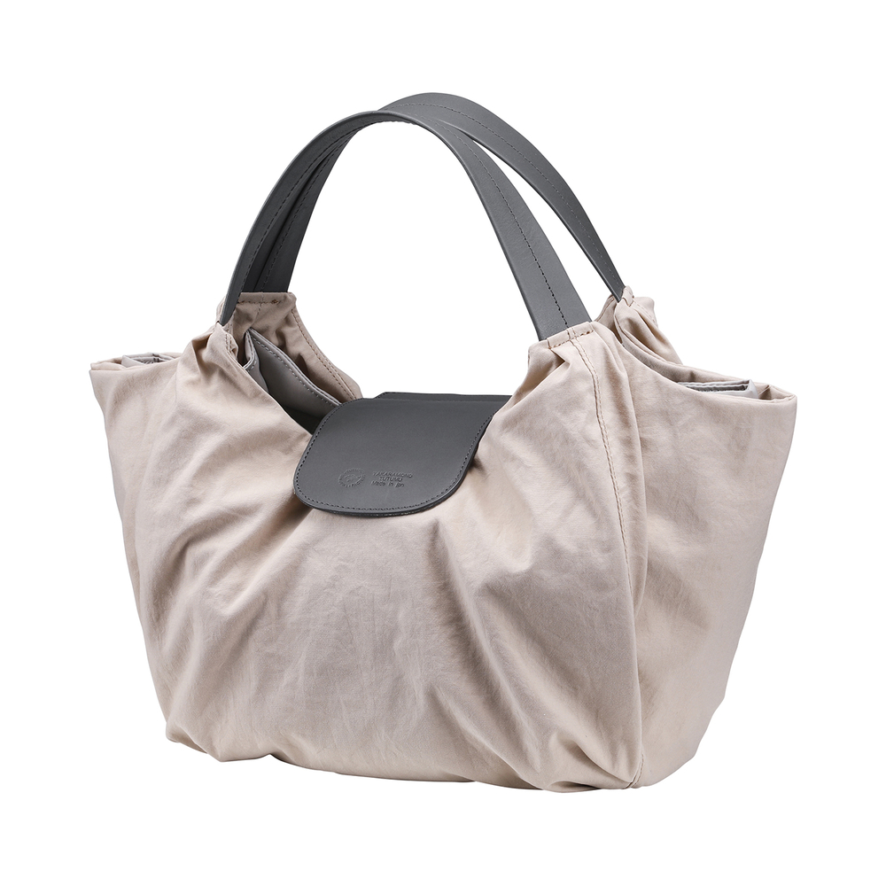 【豊岡鞄】TUTUMU BALLOON TOTE（S4200）ベージュ