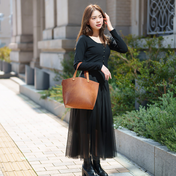 è±å²¡é haaki LeatherããŒãããã° HLB100 ã³ãã£ã㯠/KOMOREBI æšåç°æ£æååº çç®é© é© ããŒãããã° ã¬ãã£ãŒã¹ é«çŽ ãããã ããã° ãã°ã ã«ãã³ é ã·ã³ãã« ãã¶ã€ã³ ãã³ãã¡ã€ã ãã©ãŠã³ è¶è²