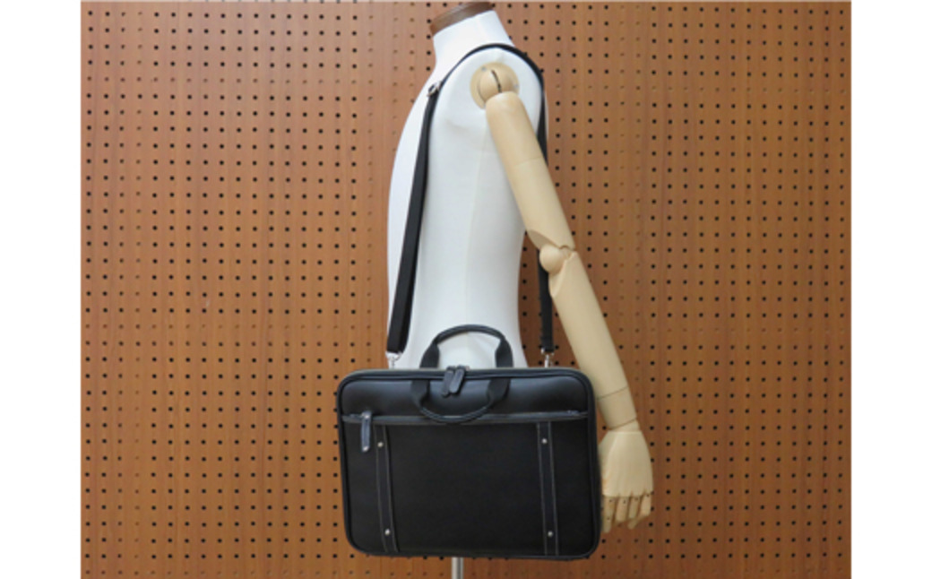 パトリッククラッチョショルダー (No.3896-01) ブラック / 木和田 クラッチ ショルダーバッグ スタイリッシュ 14インチパソコン 高級 かばん カバン バッグ 鞄 手作り メンズ レディース 日本製